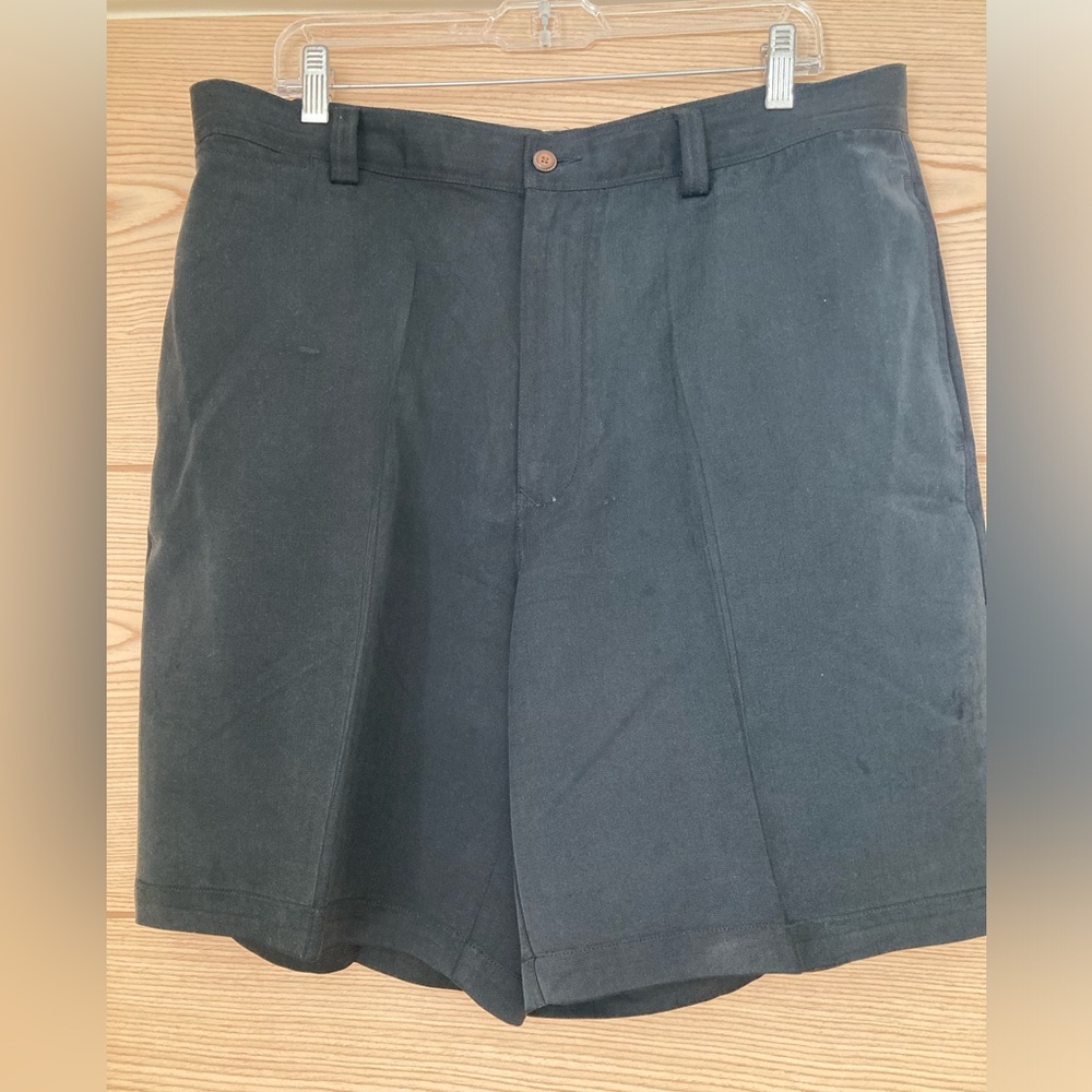 Tommy Bahama Black 100% Silk Shorts Size 38